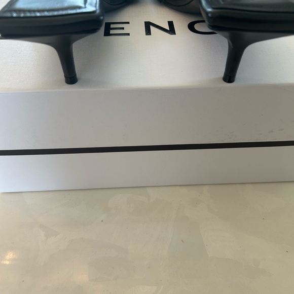 I am selling a pair of Givenchy authentic black kitten heel sandals in a size 41 - Picture 3 of 9